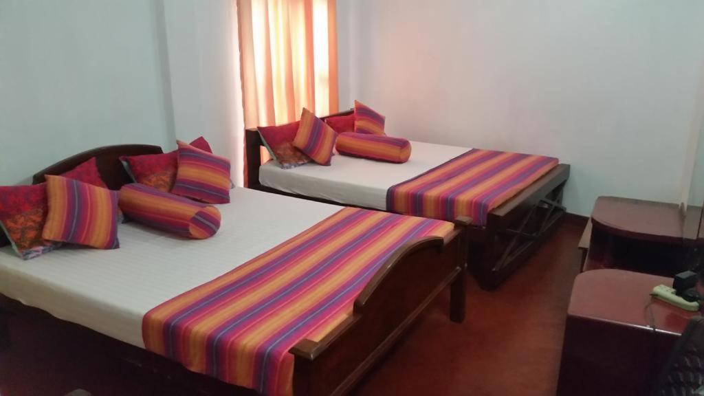 Bevary City Hotel Anuradhapura Exterior photo